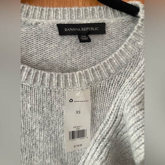 NWT Banana Republic Light Gray Ruffle alpaca blend Sweater XS - Picture 2 of 6